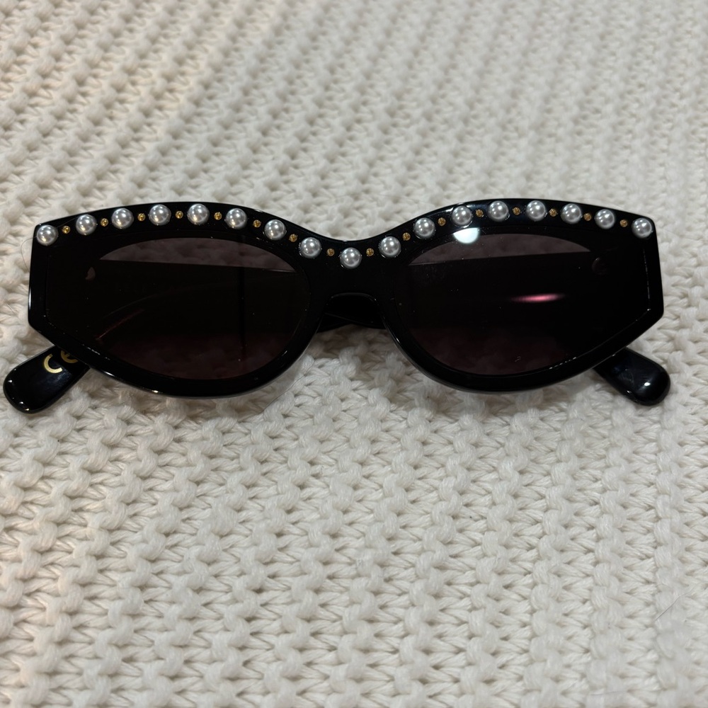 Lele Sadoughi Black Cat-Eye Sunglasses with Pearl Accents